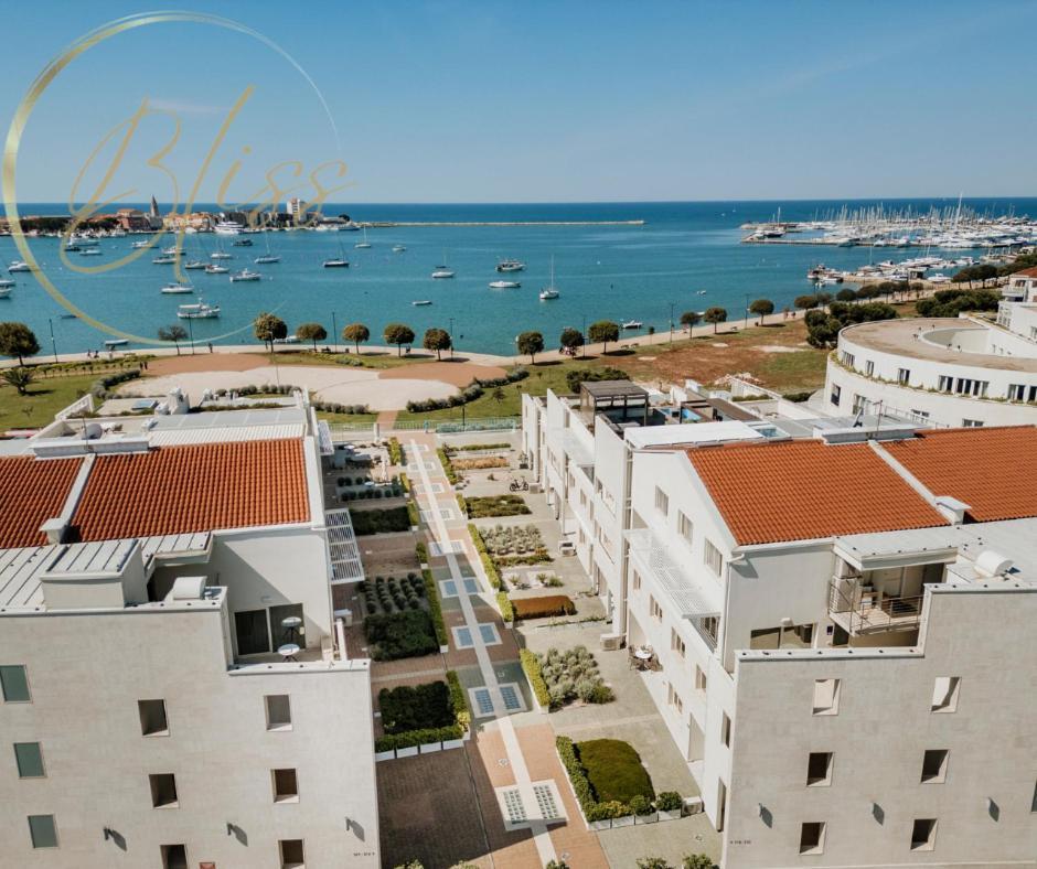 Supreme Apartment Bliss Umag Ngoại thất bức ảnh