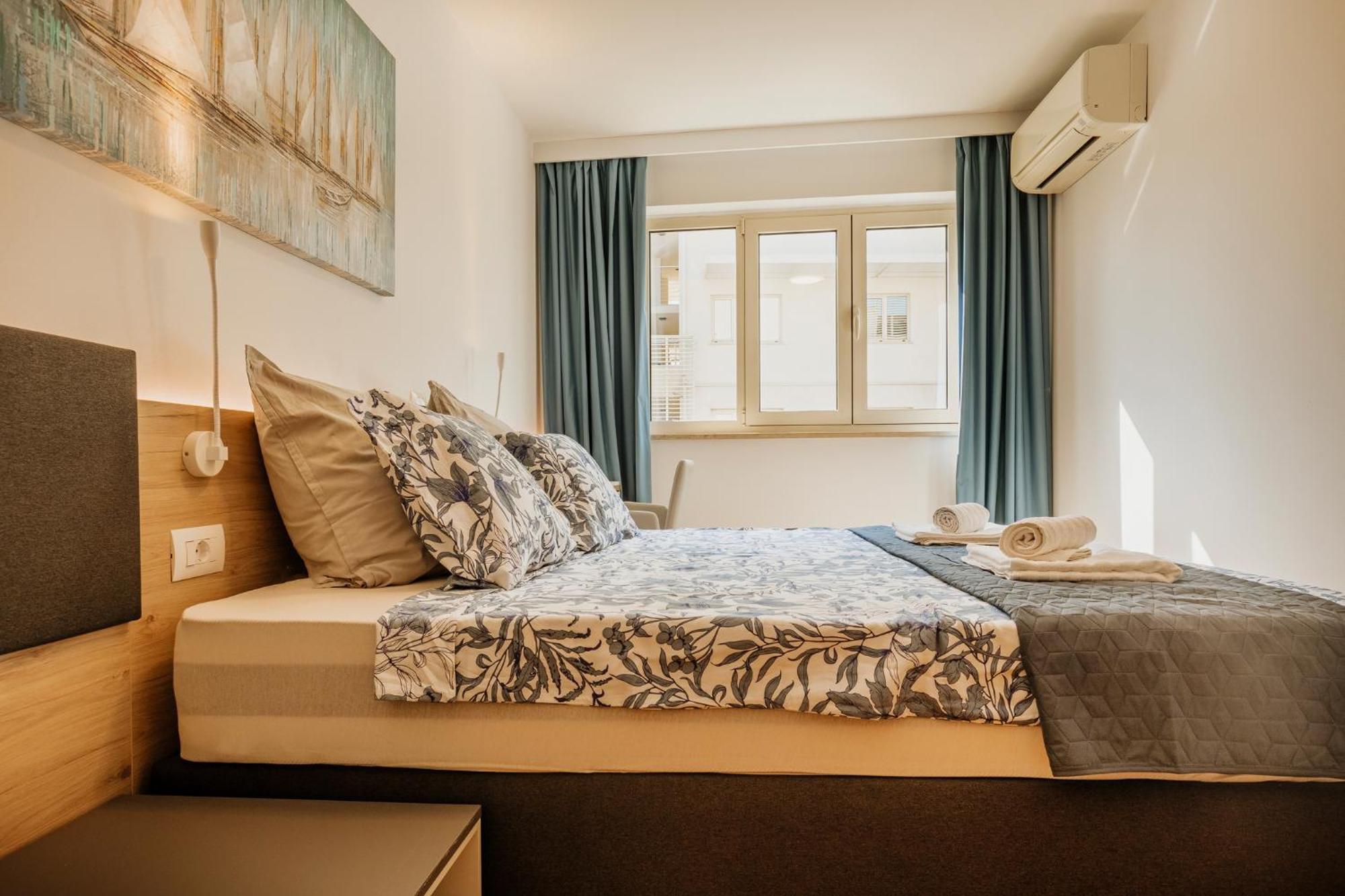 Supreme Apartment Bliss Umag Ngoại thất bức ảnh